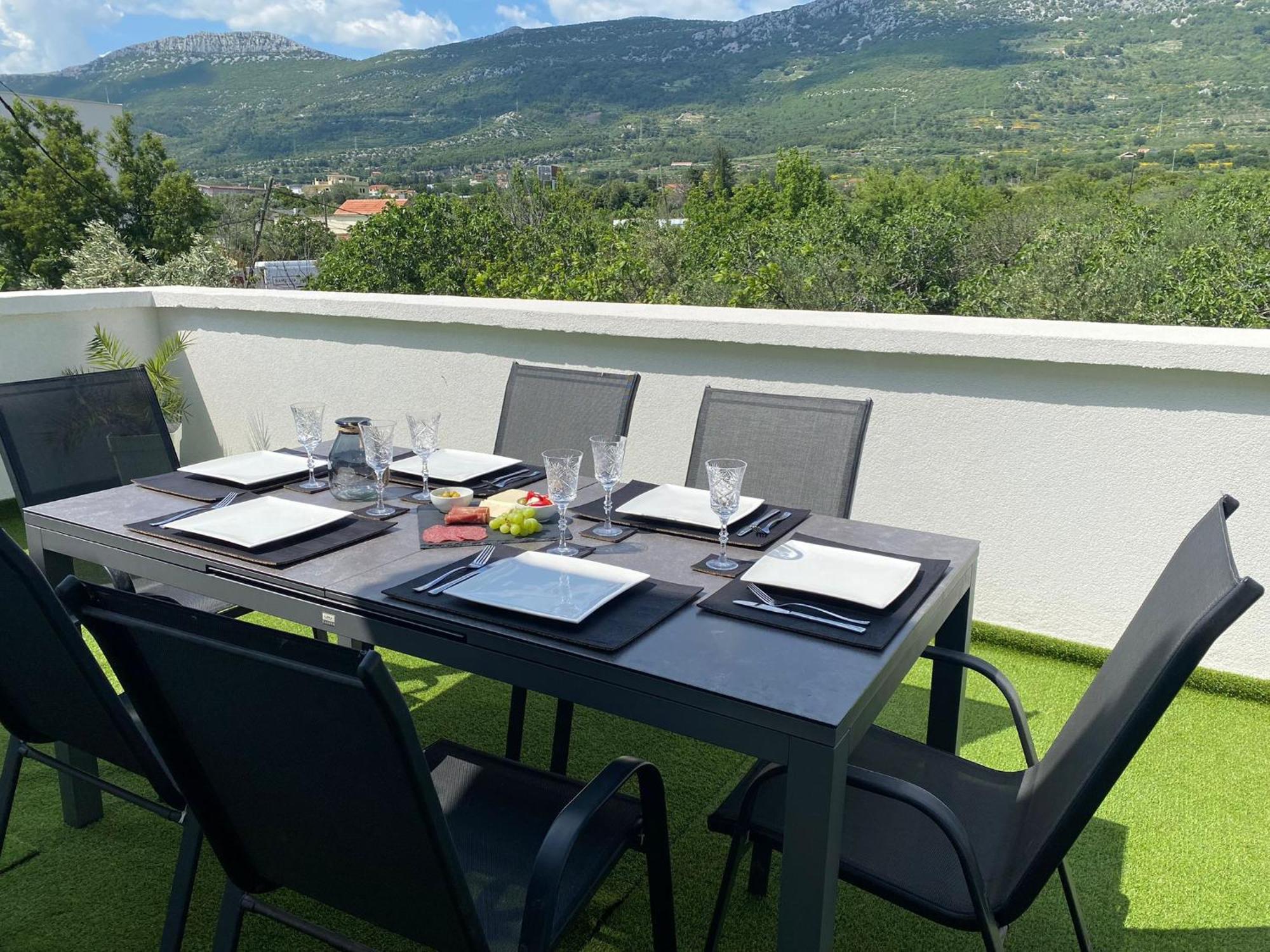 Apartment Milena Kastela Mit Whirlpool Εξωτερικό φωτογραφία